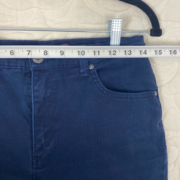 Gloria Vanderbilt Amanda Jeans Dark Wash Size 6 - Picture 2 of 10